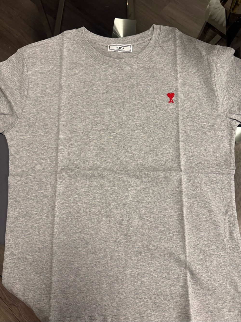 Ami Alexandre Mattiussi Light Gray Crewneck T-Shirt with Red Heart A Logo